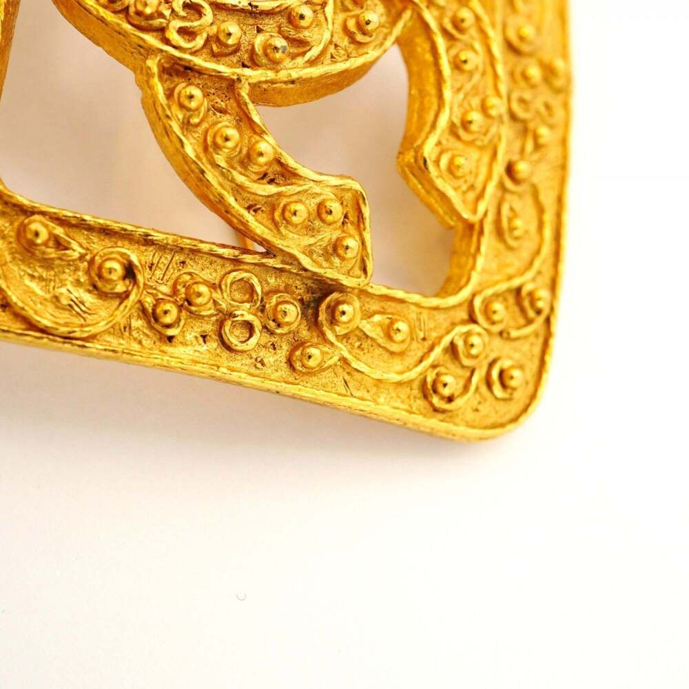 CHANEL Gold Diamond Logo Brooch - Picture 8 of 8